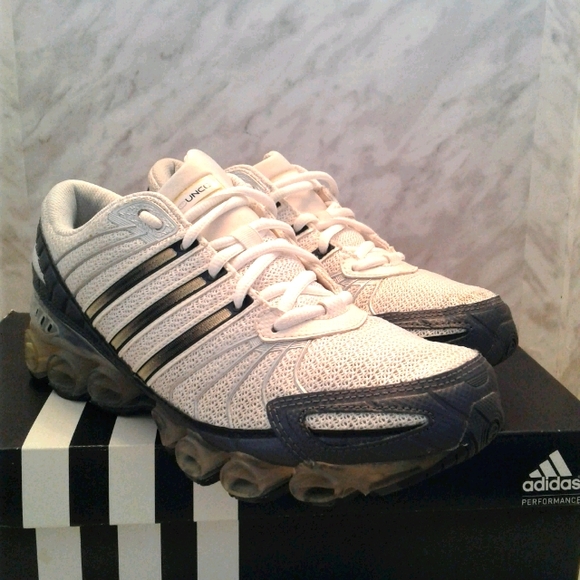 Adidas Micro Bounce Men's Size 6 women's 8 Running - Picture 2 of 6